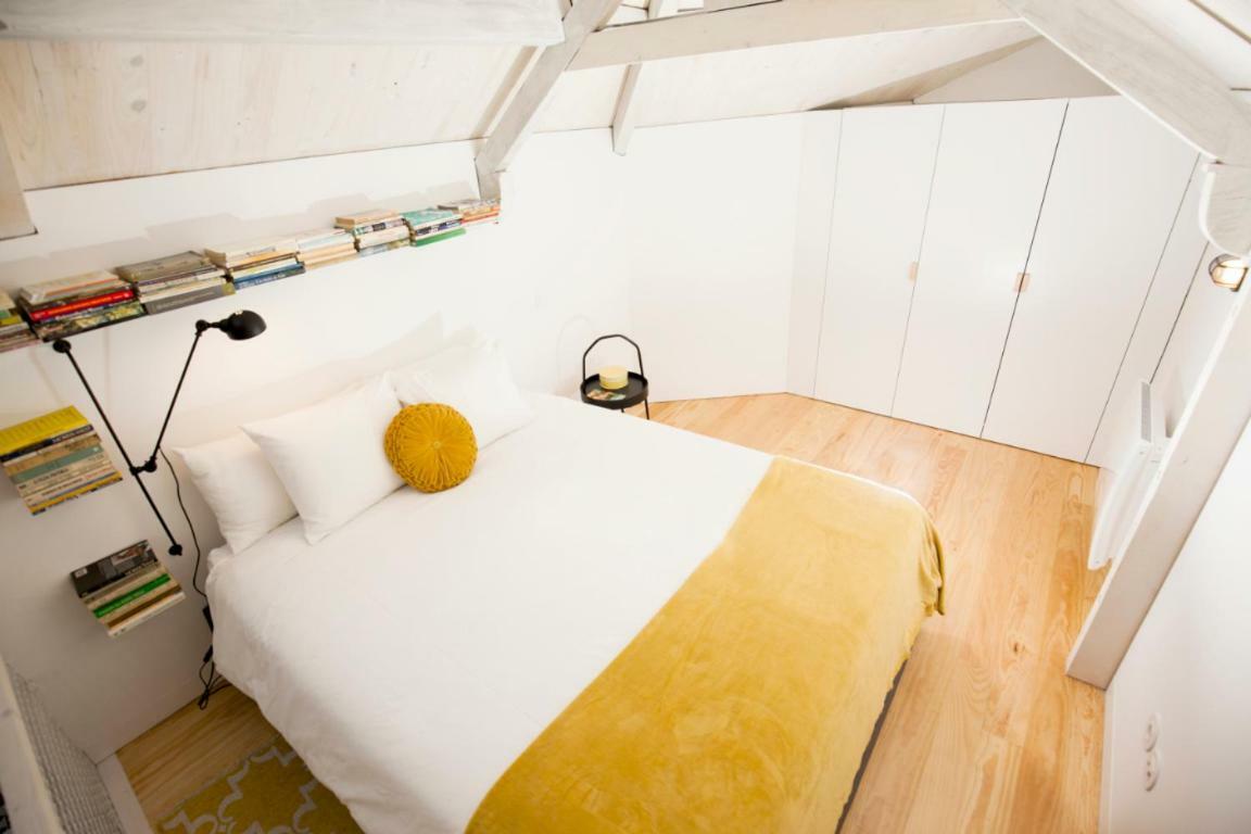 Get A Cactus And Books Apartamento Porto
